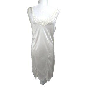 Vintage Heavenly Shapewear Ivory White Pegnoir Boudoir Nylon Slip Long Dress